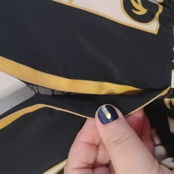 Nicole Miller Collection V Neck Elegant Black & Gold Abstract Floral Dress - Picture 15 of 16